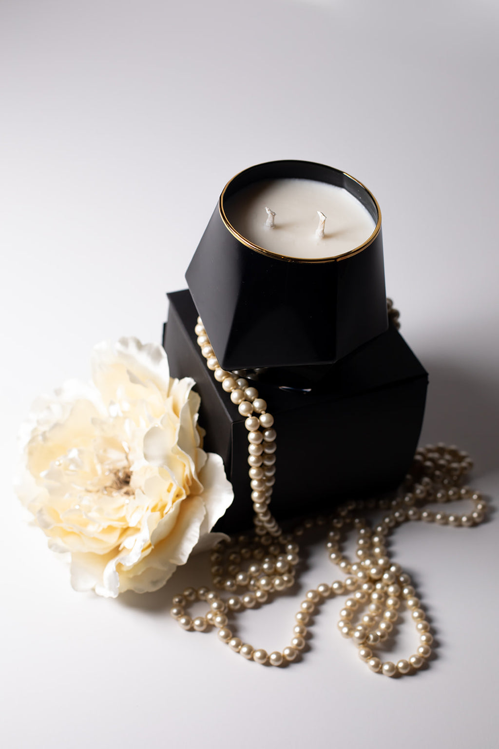 'Noir' Luxury Scented Soy Candle